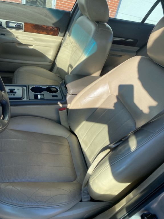 2005 Lincoln LS Image 5