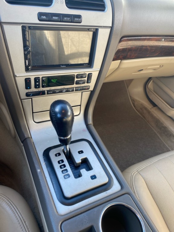 2005 Lincoln LS Image 6