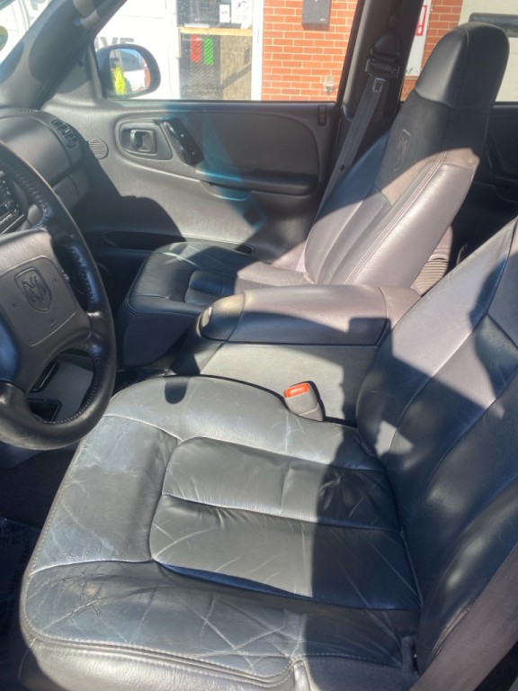 1999 Dodge Durango Image 6