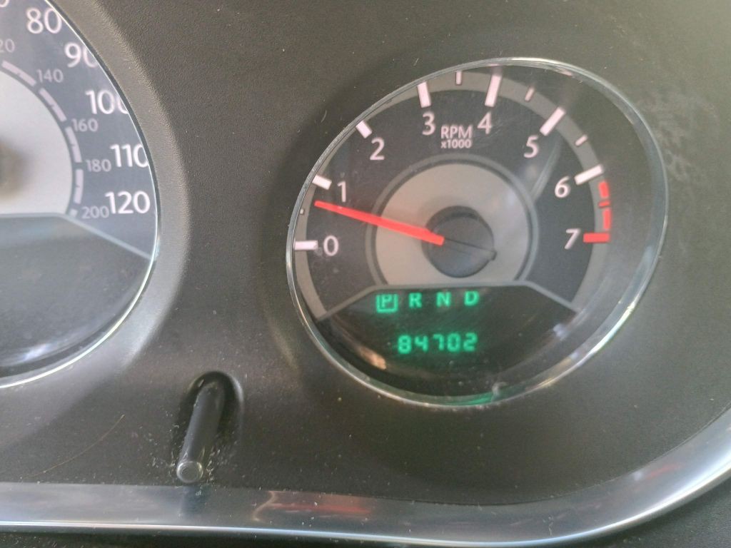 2014 Chrysler 200 Image 8