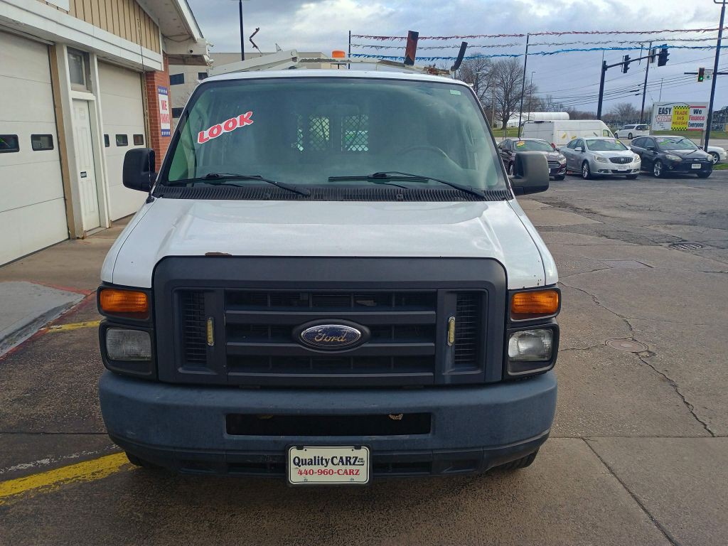 2013 Ford Econoline Image 2