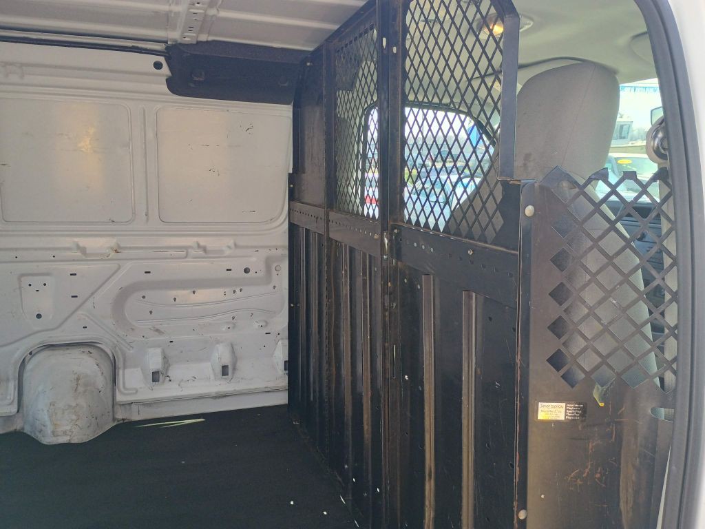 2013 Ford Econoline Image 8