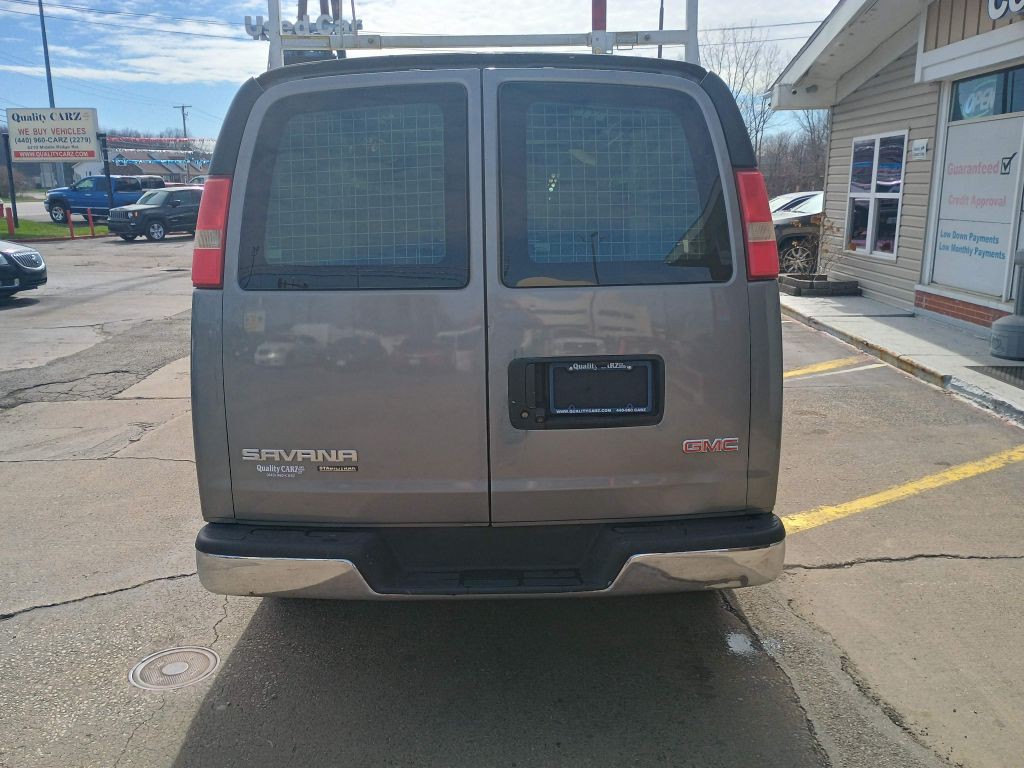 2013 GMC Savana Image 3