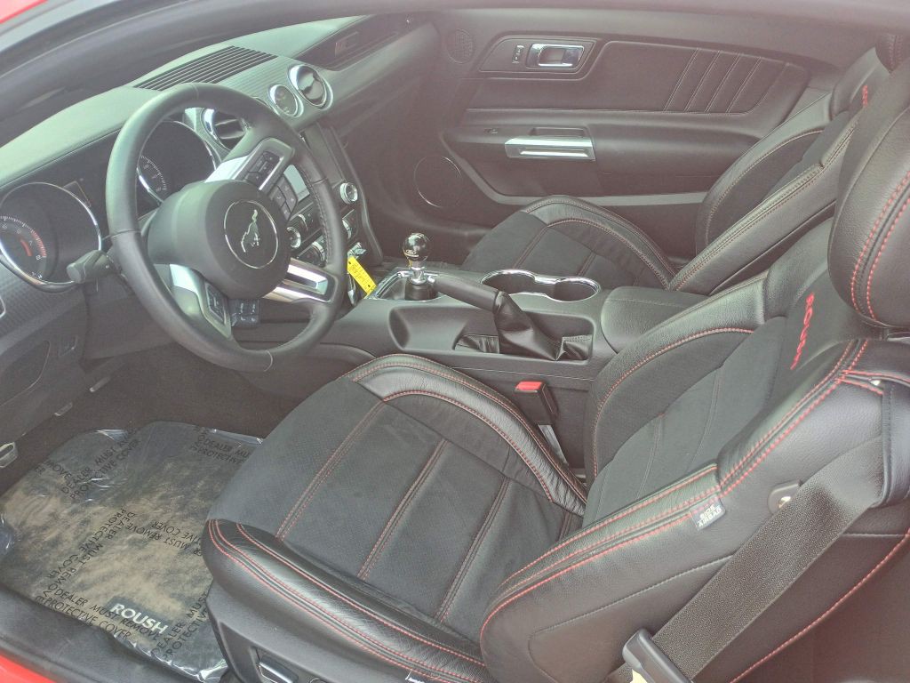 2017 Ford Mustang Image 7