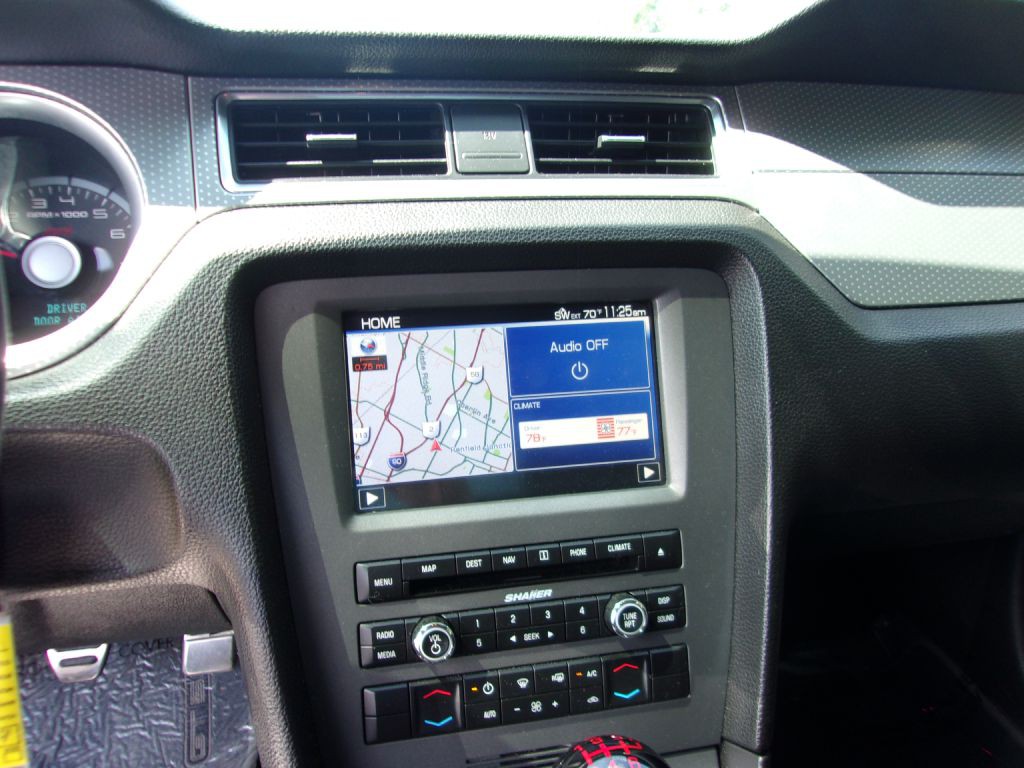 2012 Ford Mustang Image 7