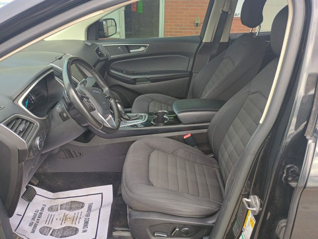 2015 Ford Edge Image 9
