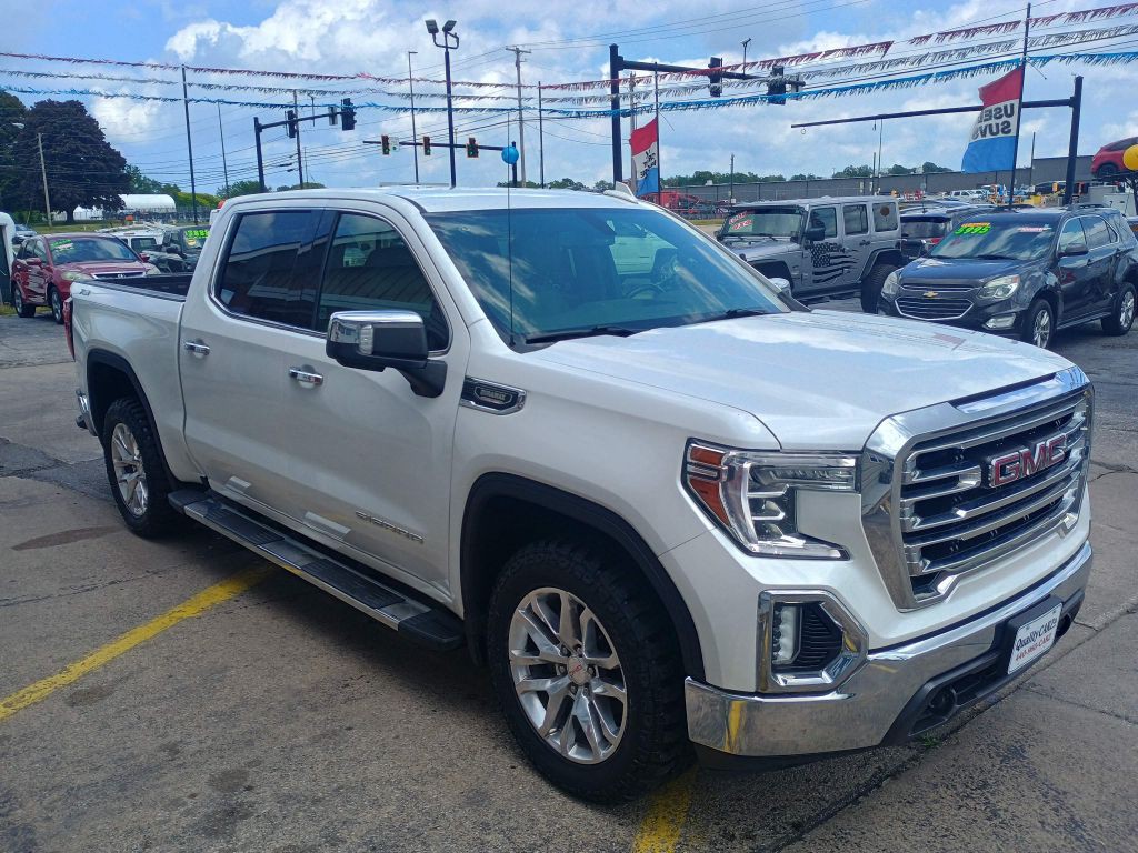 2021 GMC Sierra Image 2