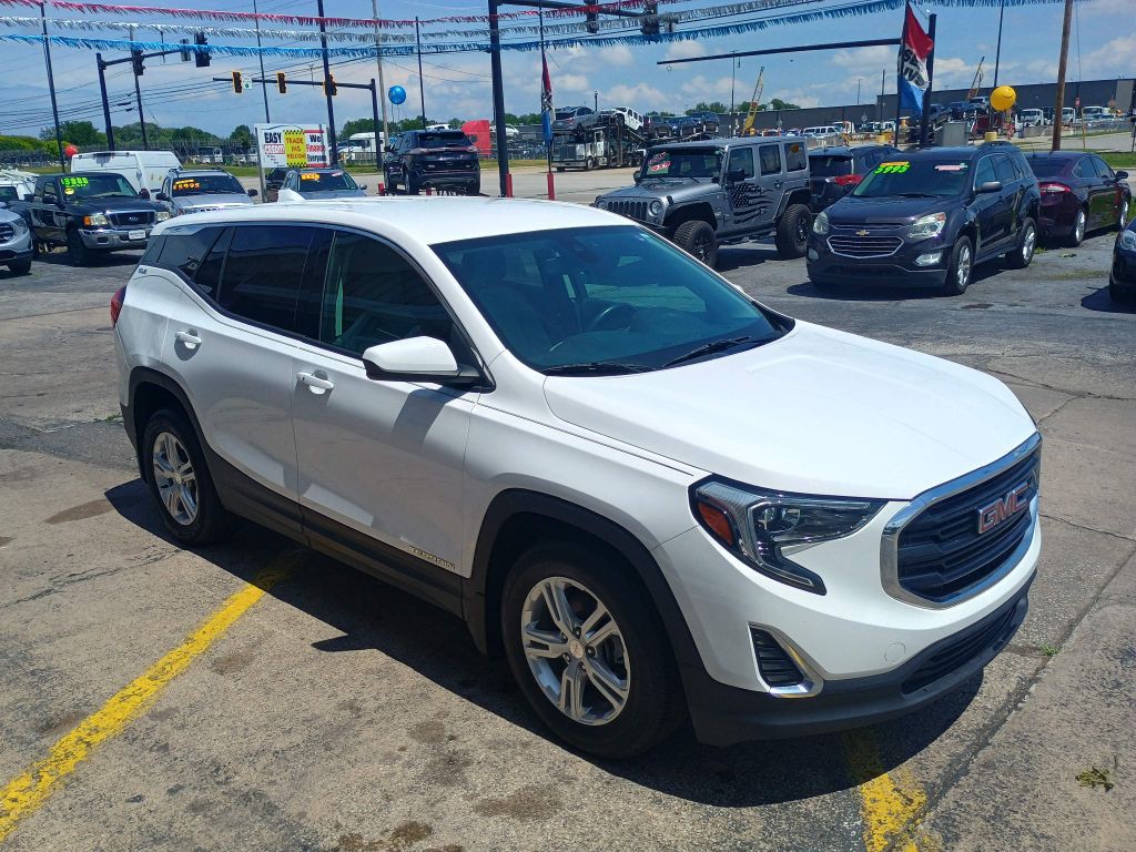 2020 GMC Terrain Image 3