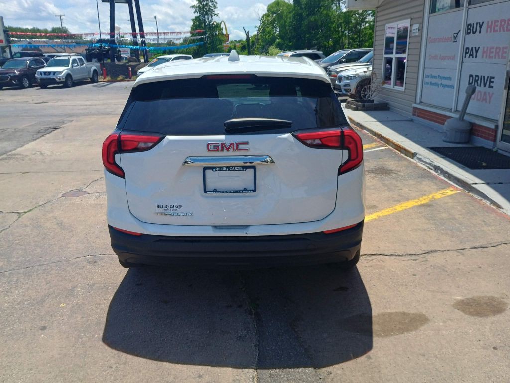 2020 GMC Terrain Image 4