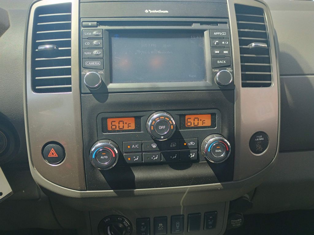 2016 Nissan Frontier Image 8