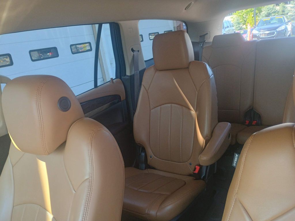 2016 Buick Enclave Image 6