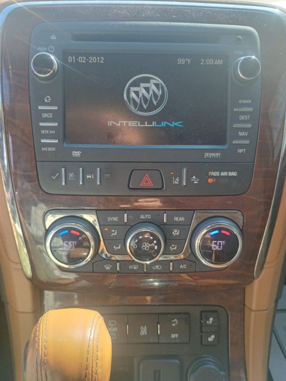 2016 Buick Enclave Image 8