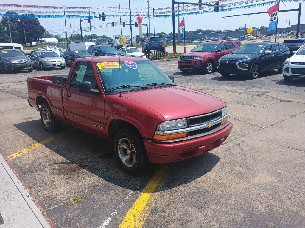 1998 Chevrolet S10 Image 3