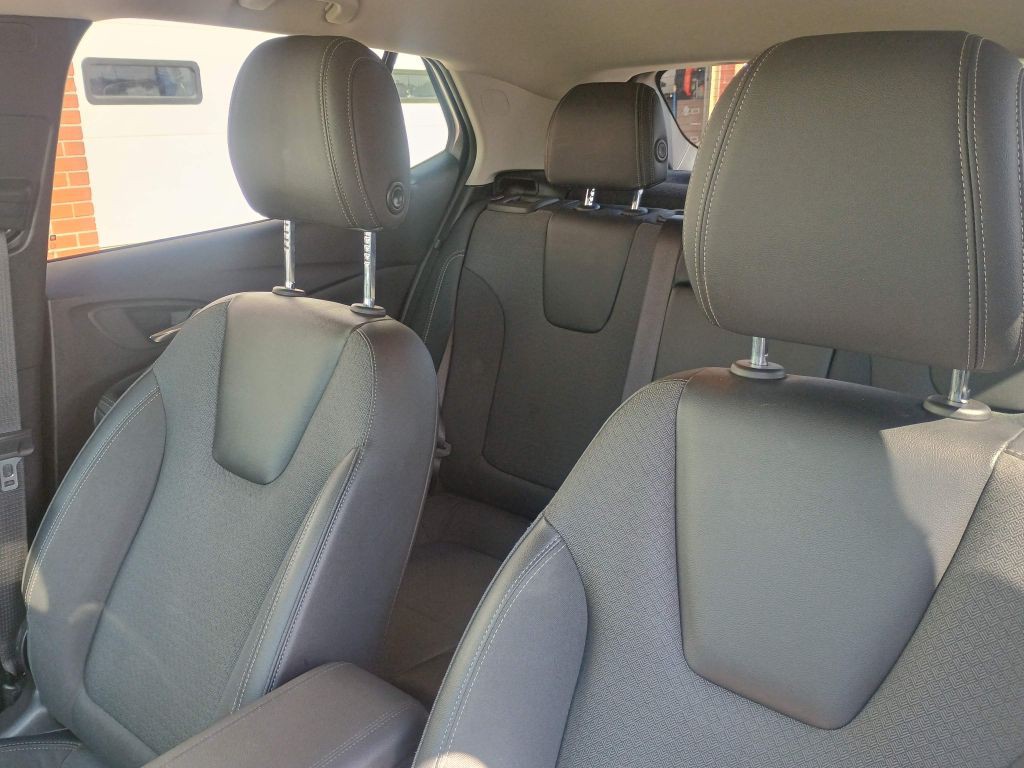 2023 Buick Enclave Image 9