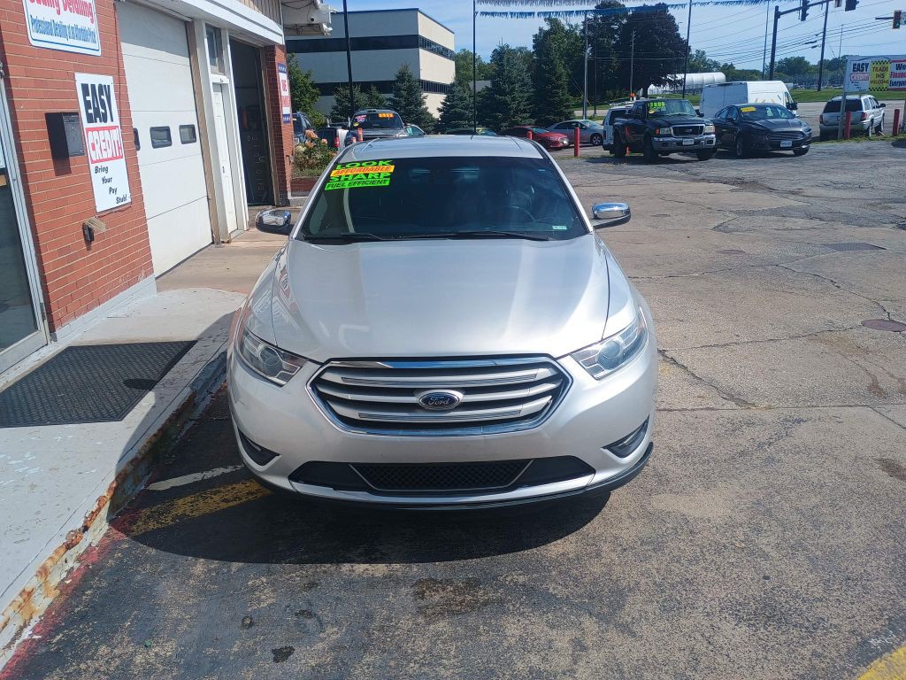 2019 Ford Taurus Image 2