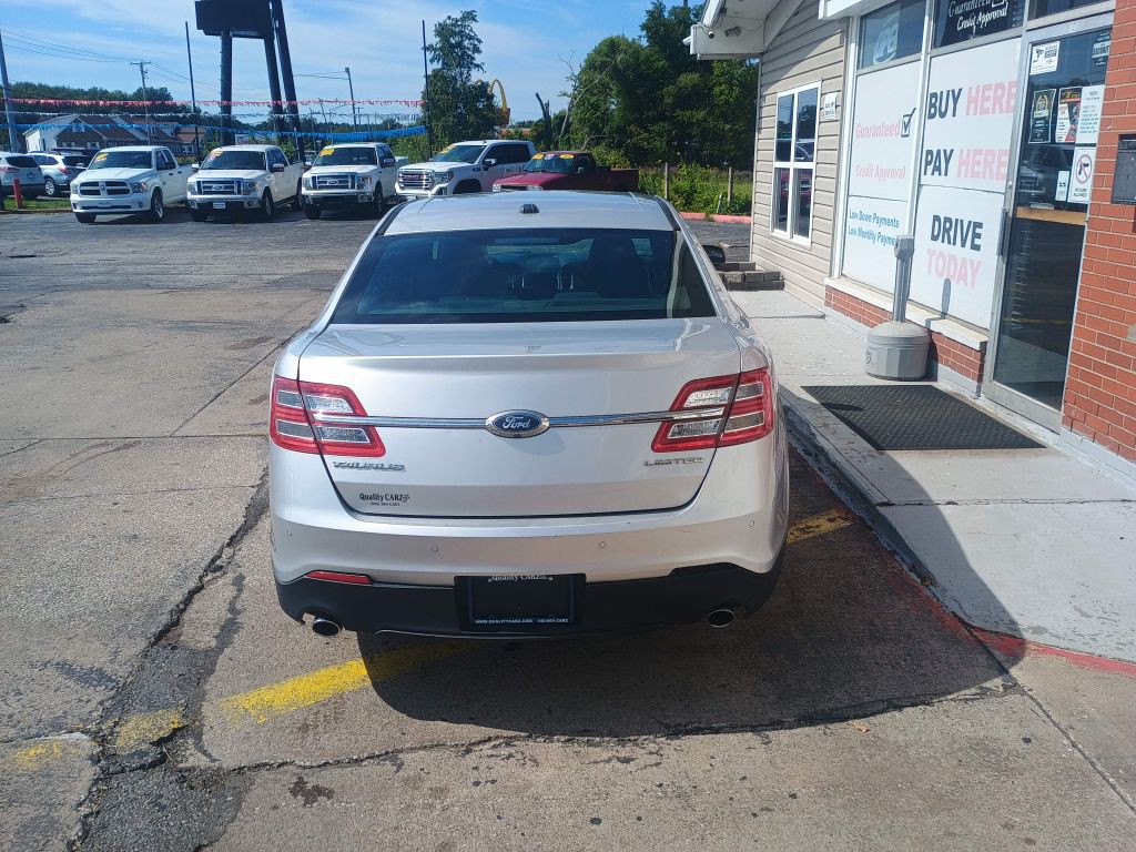 2019 Ford Taurus Image 3