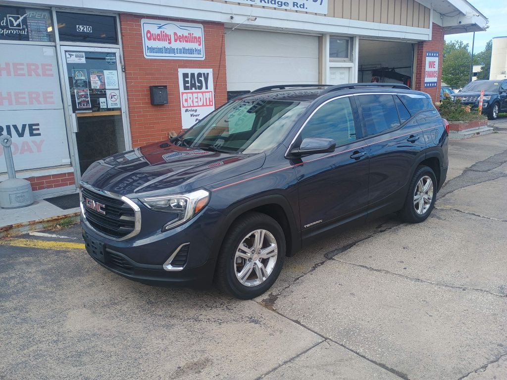 2018 GMC Terrain Image 2