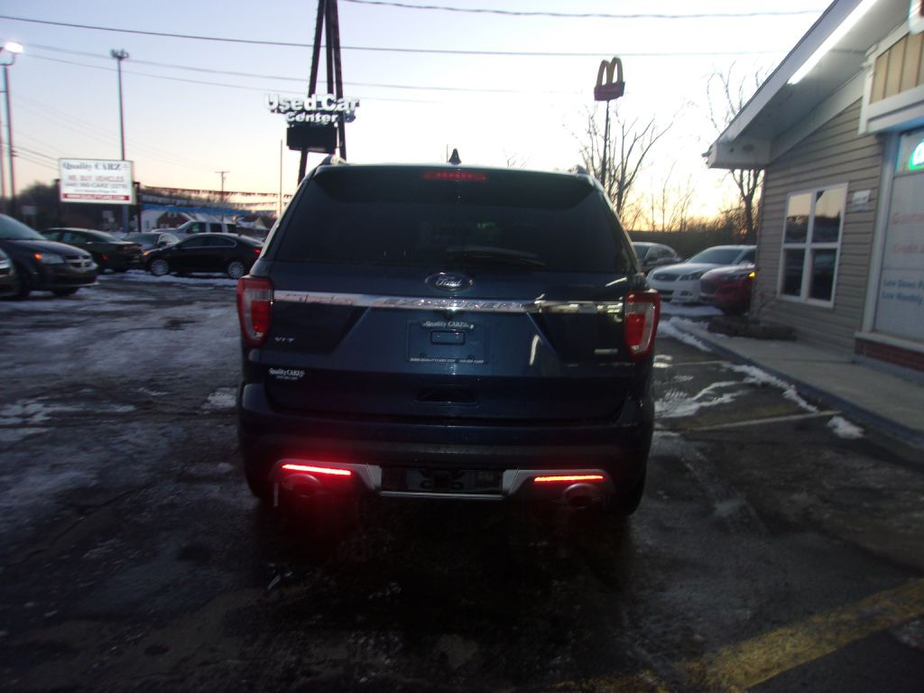 2016 Ford Explorer Image 4