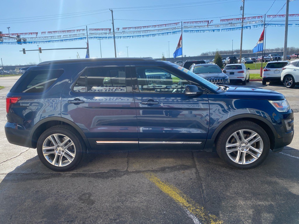 2016 Ford Explorer Image 13