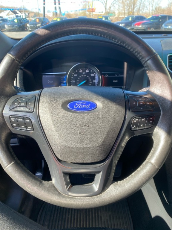 2016 Ford Explorer Image 20