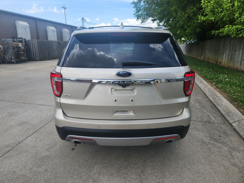 2017 Ford Explorer Image 5