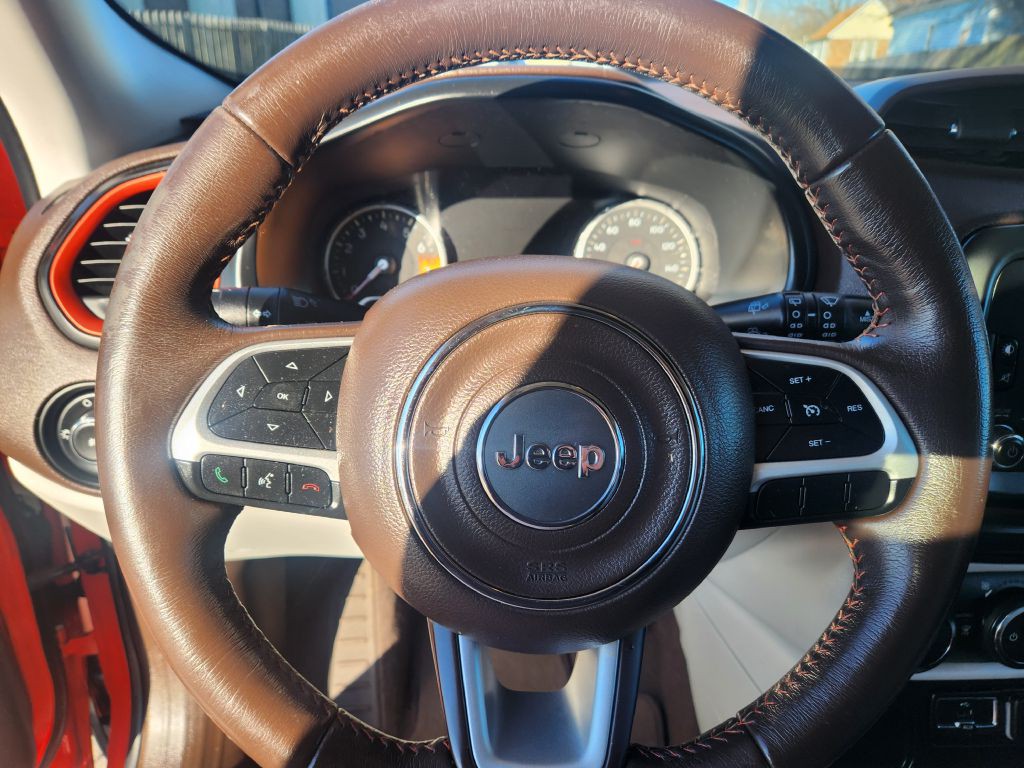 2017 Jeep Renegade Image 9