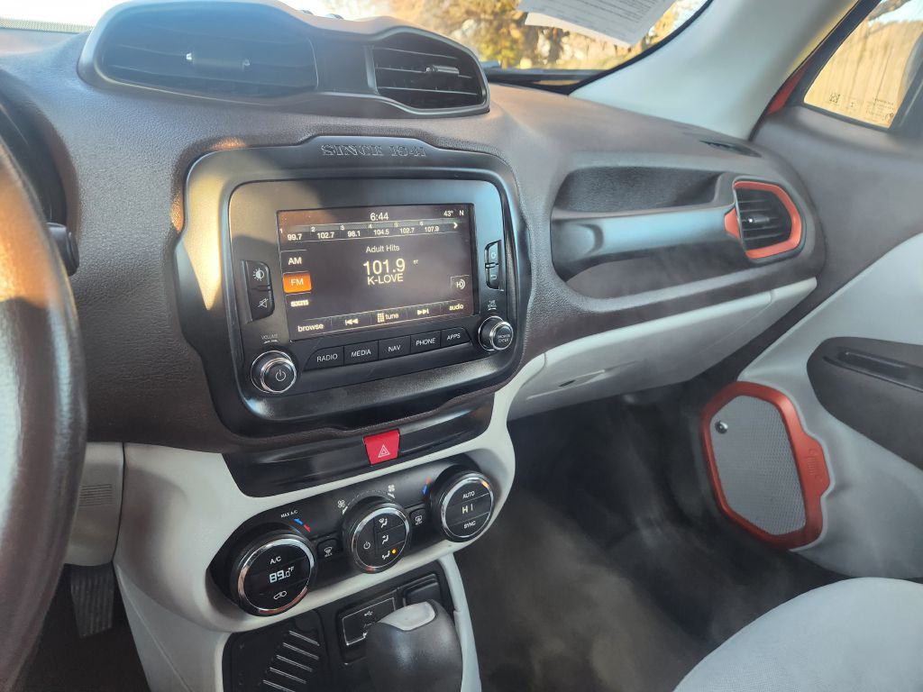 2017 Jeep Renegade Image 11