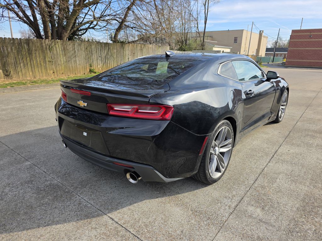 2017 Chevrolet Camaro Image 5