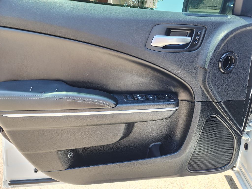 2019 Dodge Charger Image 11