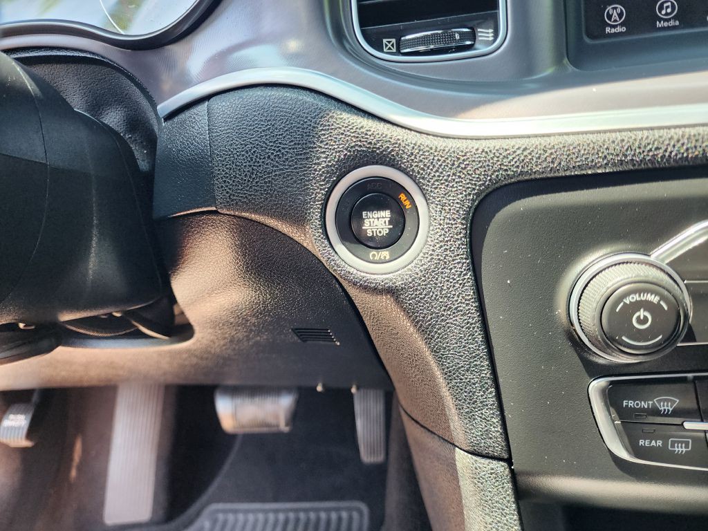 2019 Dodge Charger Image 19