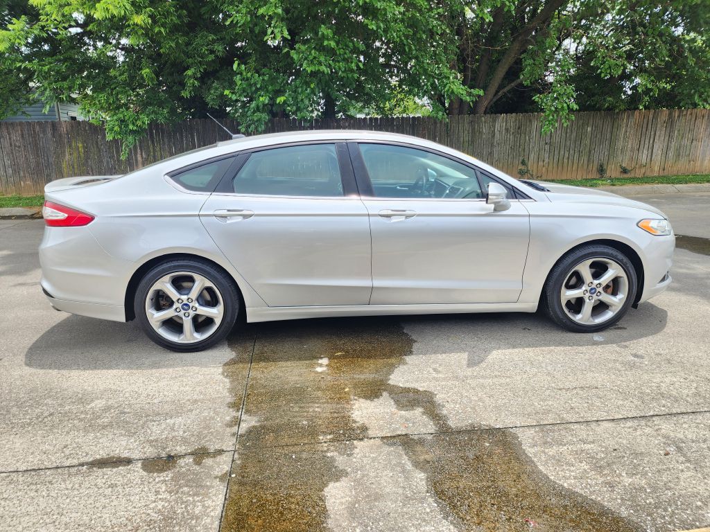 2014 Ford Fusion Image 5