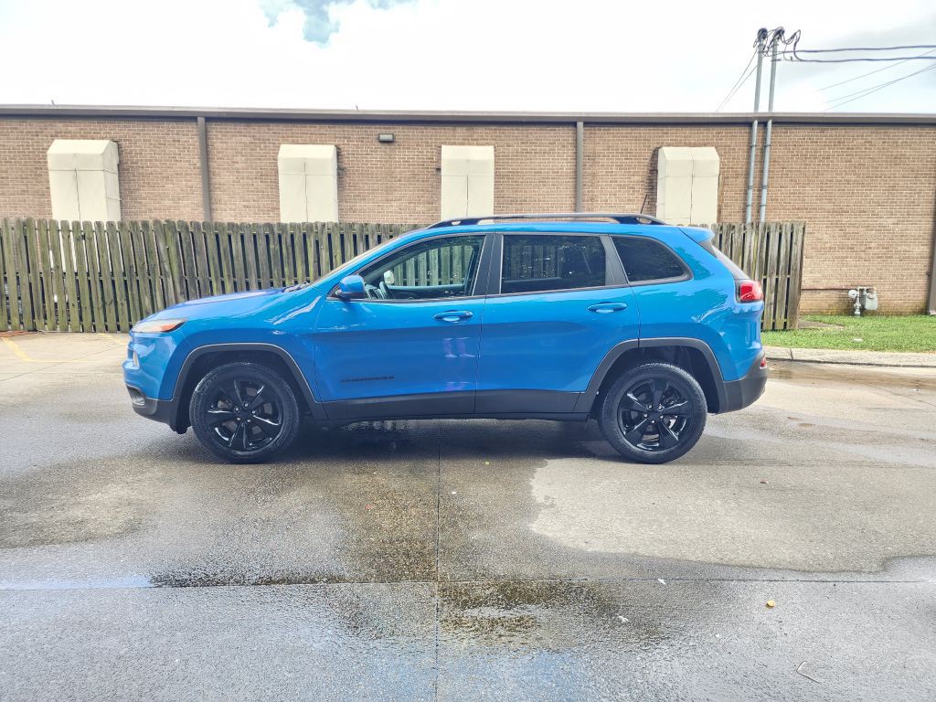 2018 Jeep Cherokee Image 2