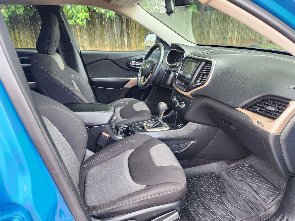 2018 Jeep Cherokee Image 20