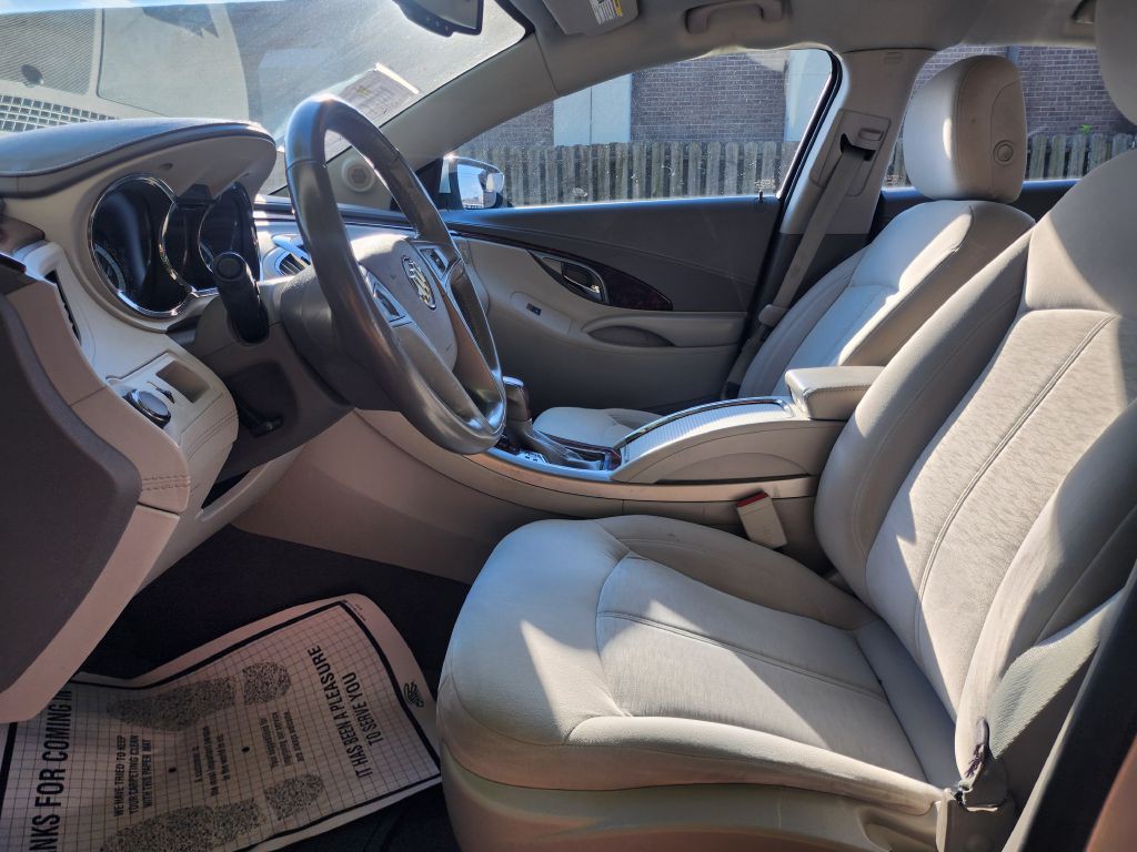 2013 Buick Lacrosse Image 11