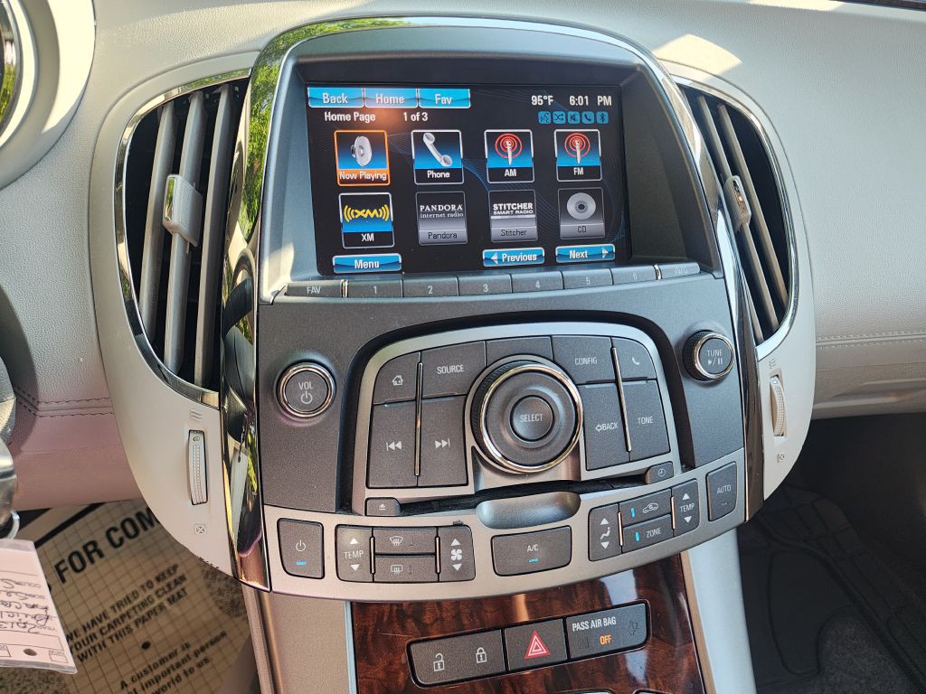 2013 Buick Lacrosse Image 14