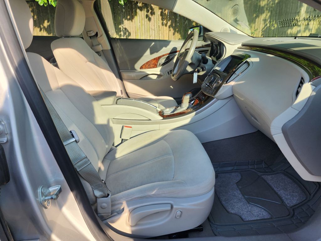 2013 Buick Lacrosse Image 18