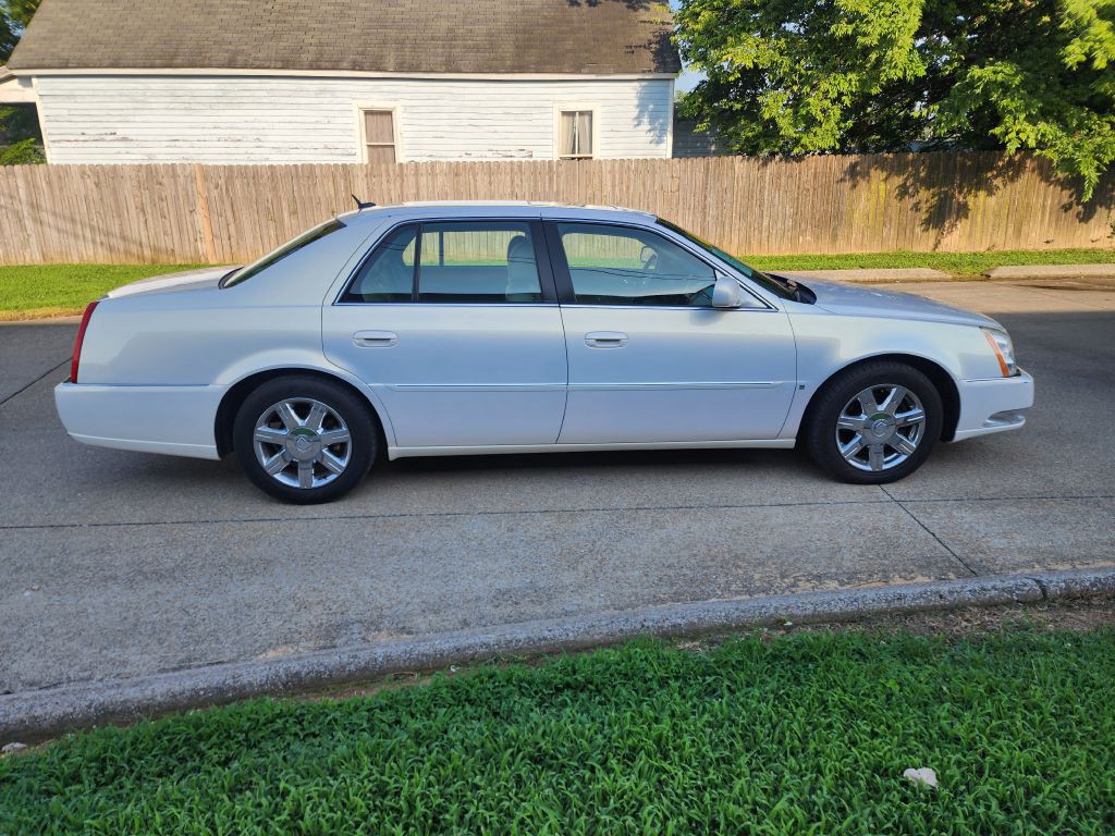 2007 Cadillac DTS Image 6