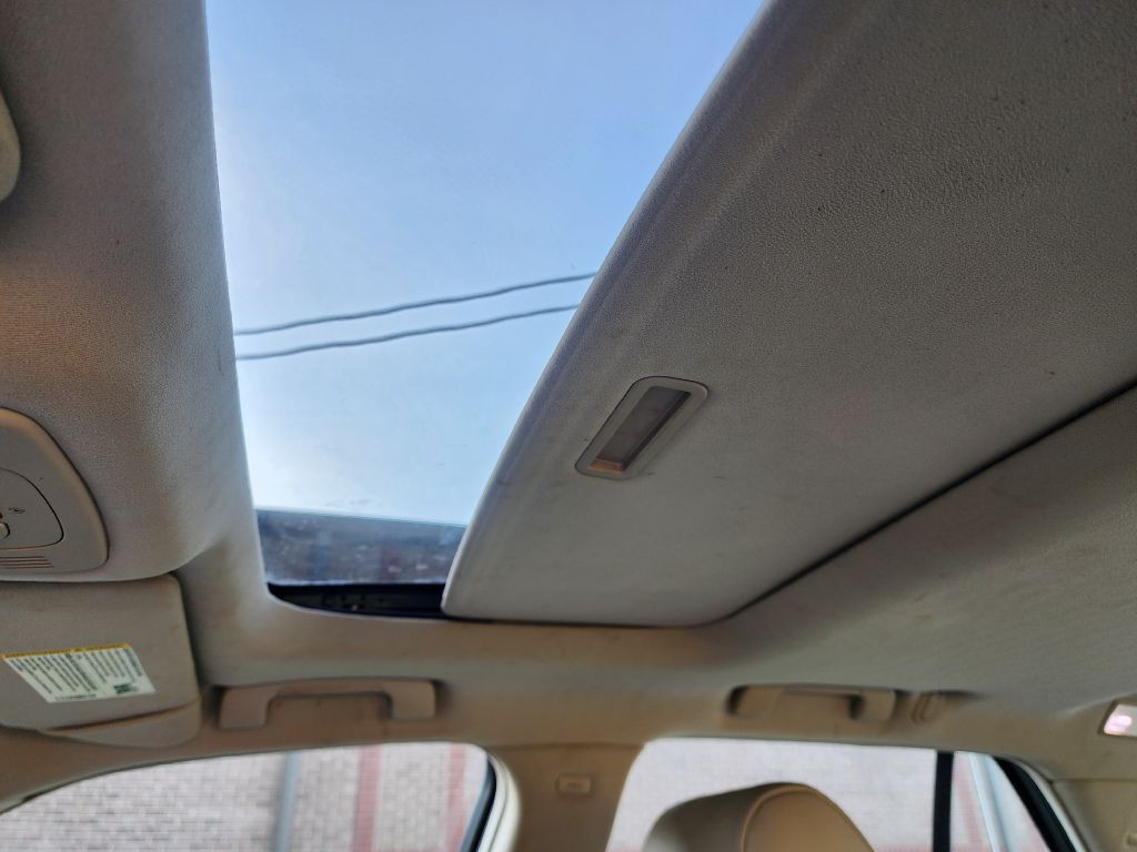2007 Cadillac DTS Image 14