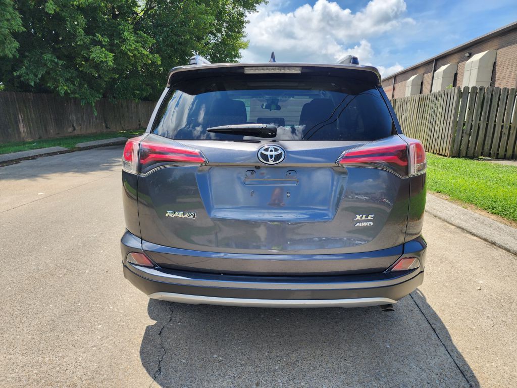2018 Toyota Rav4 Image 4