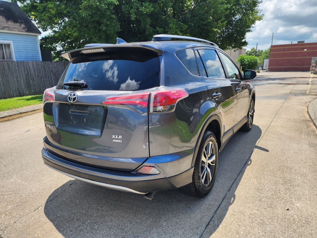 2018 Toyota Rav4 Image 5