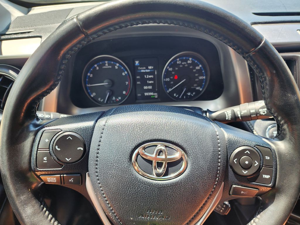 2018 Toyota Rav4 Image 13