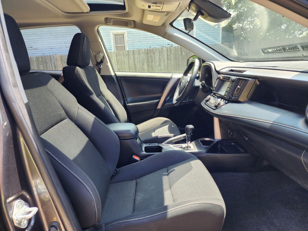 2018 Toyota Rav4 Image 22