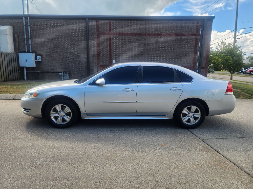 2014 Chevrolet Impala Image 2