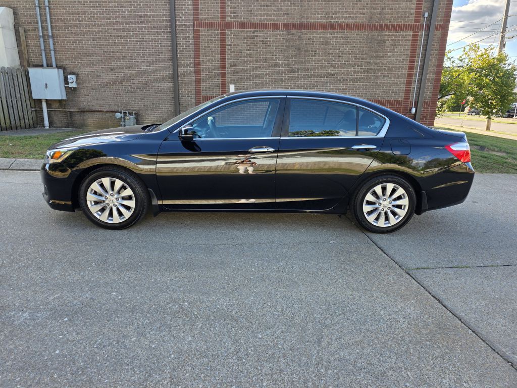 2015 Honda Accord Image 2