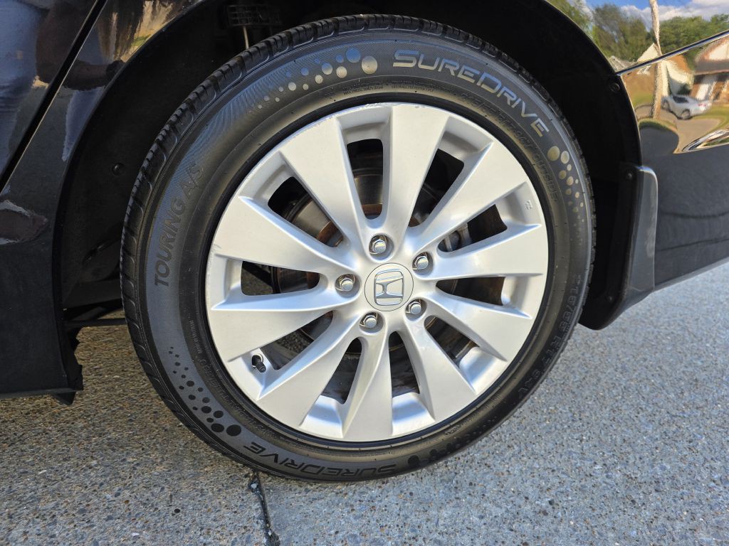 2015 Honda Accord Image 9