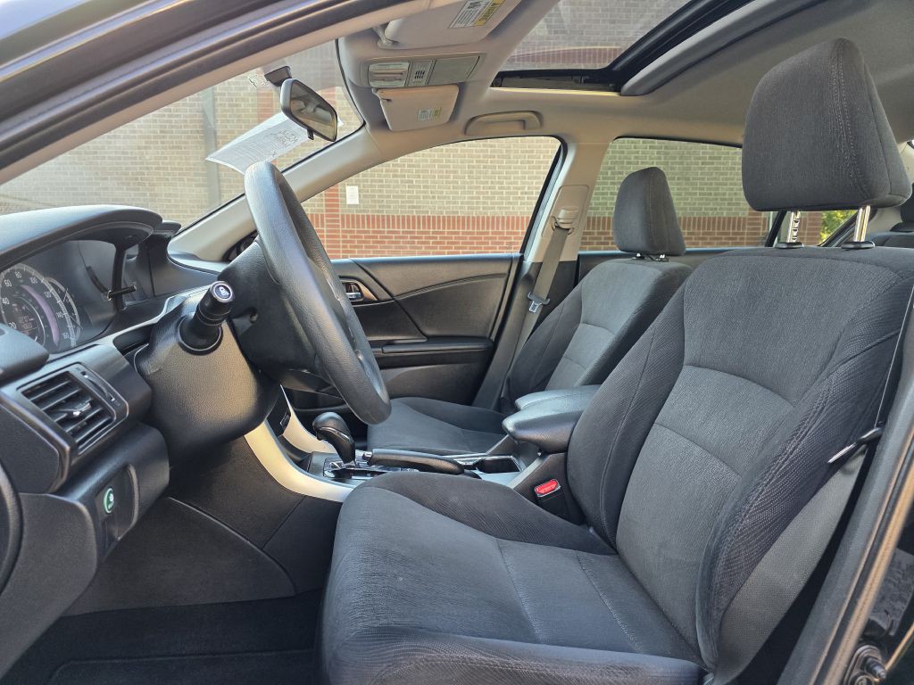 2015 Honda Accord Image 11