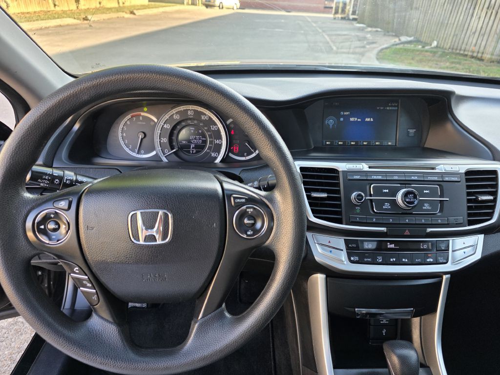 2015 Honda Accord Image 12