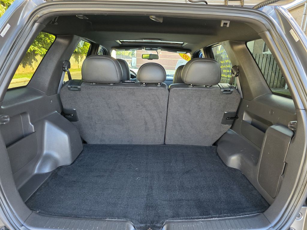2009 Ford Escape Image 15