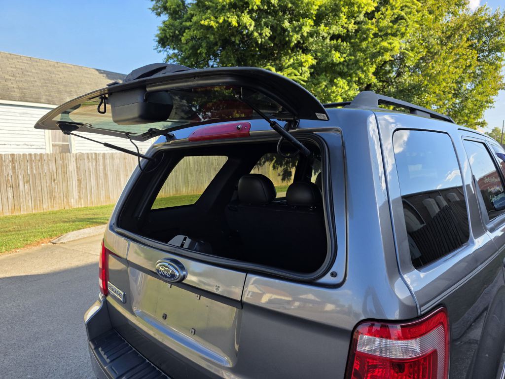 2009 Ford Escape Image 16