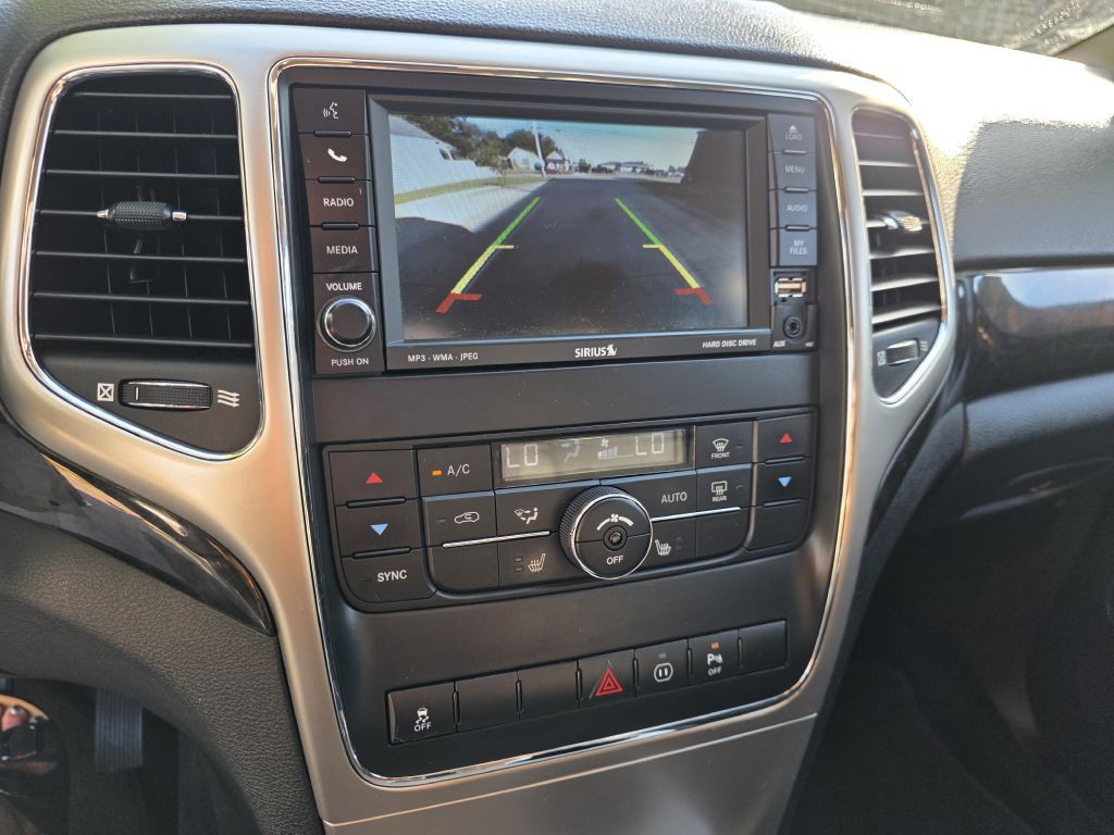 2011 Jeep Grand Cherokee Image 19